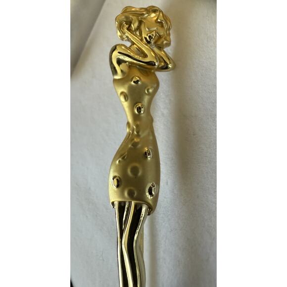 Vintage AJC Goldtone Woman in Sunglasses Brooch Mod Art Deco Style Pin 2 7/8” - Picture 4 of 4